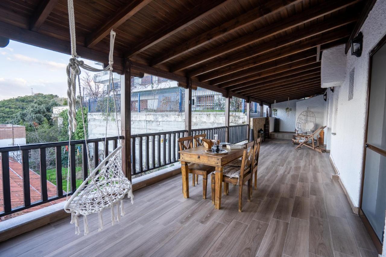 Chalet Castello Неос-Пантелеймонас Экстерьер фото