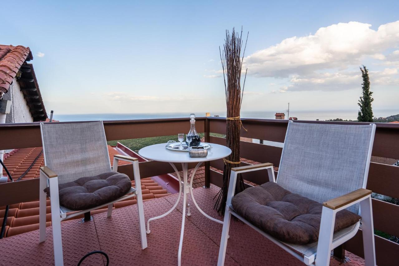 Chalet Castello Неос-Пантелеймонас Экстерьер фото